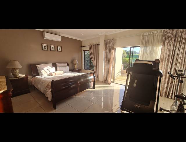 4 BEDROOM GOLF ESTATE FOR SALE IN BLUE VALLEY GOLF ESTATE